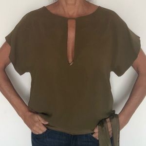 Seasatin silk olive top keyhole size S